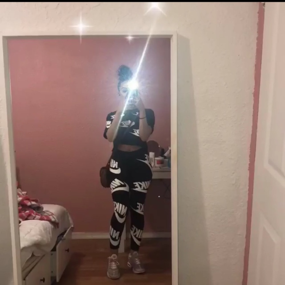 Nike legging and shirt outfit